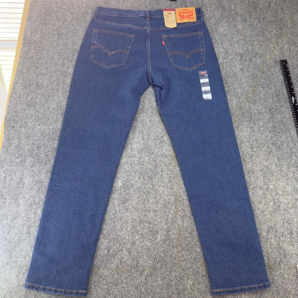 NWT Levi's 502 Taper Jeans Medium Wash Denim Blue Size 34x32